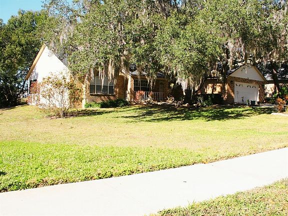 2nd image of 130 Wood Ridge Trl
