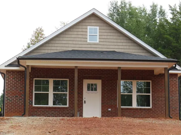 110 Emlee St, Lexington, NC 27295