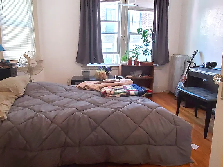 134 Sutherland Rd #2 — Photo 6