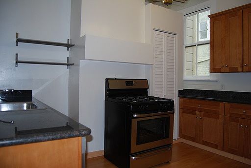 1st image of 2676 Pine St