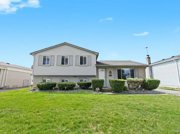 14512 Hillsdale Dr, Sterling Heights, MI 48313