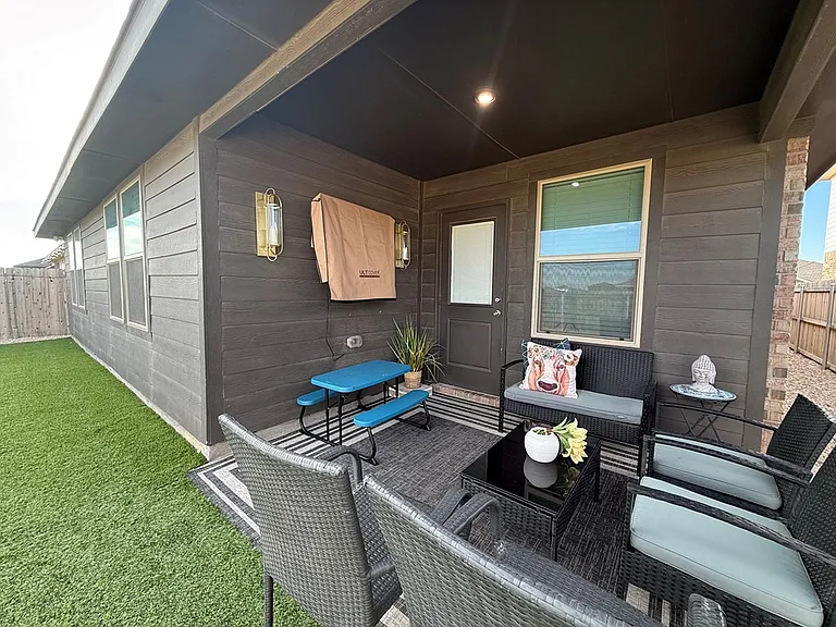 7606 Orange Blossom Rd — Photo 22