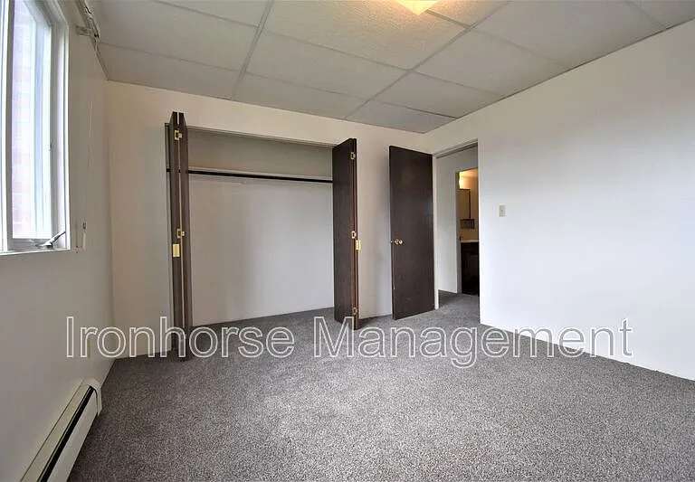 805 W Villard St #7 — Photo 10