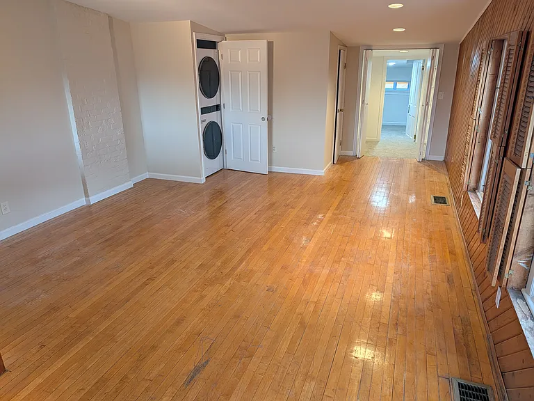 513 Milton St #2 — Photo 14