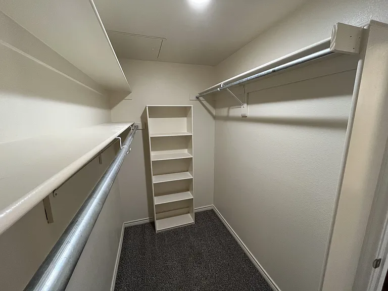 Parkside Apartments — Photo 27
