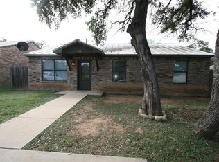 728 Pecan Ln, Cottonwood Shores, TX 78657