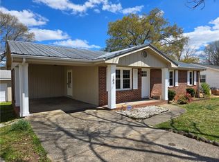 184 James Albert Johnson Ave, Winder, GA 30680