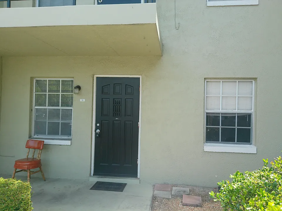525 Conway Rd #10