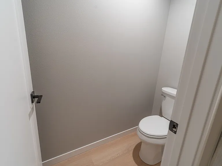 514 Harper Cir — Photo 18