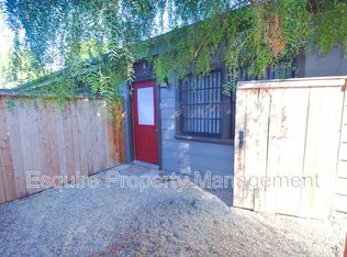 114 S Olive St #120B, Santa Paula, CA 93060