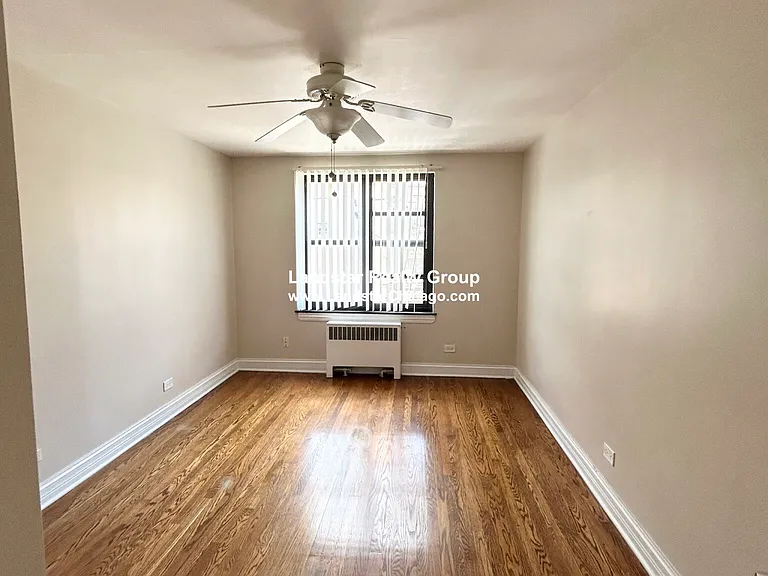 7320.5 N Ridge Blvd #2E — Photo 8