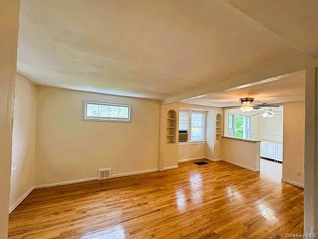 42 Hamilton Rd #LEFT — Photo 11