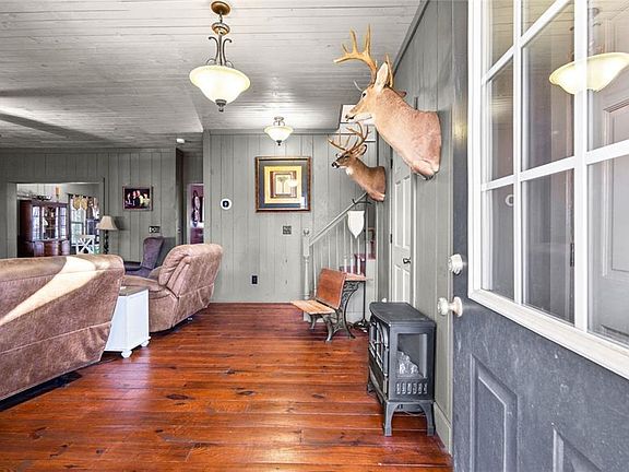 3rd image of 777 Newton Rd