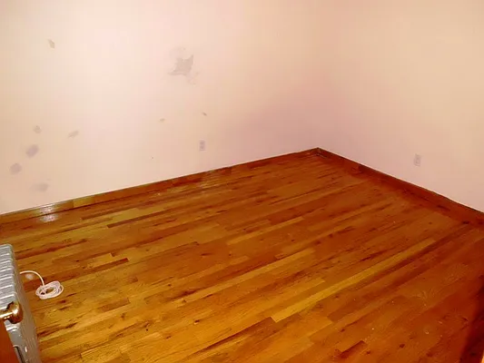 Rented by Maximus Realty Group | media 7