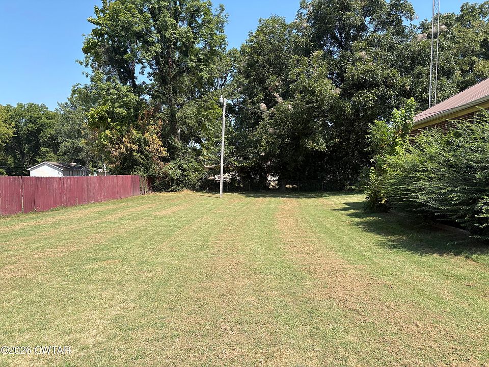 1st image of 703 McLin St