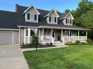 4920 SE 53rd St, Berryton, KS 66409