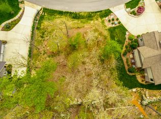 23 Brow Wood Ln, Lookout Mountain, GA 30750