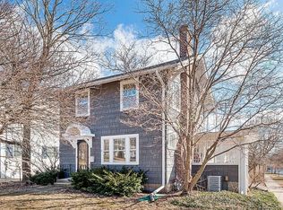 429 Taylor Ave, Glen Ellyn, IL