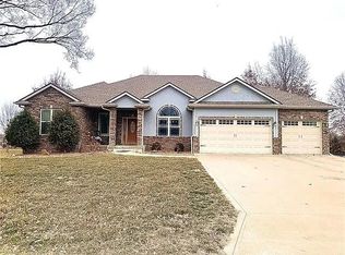 2505 James Ln, Sedalia, MO 65301