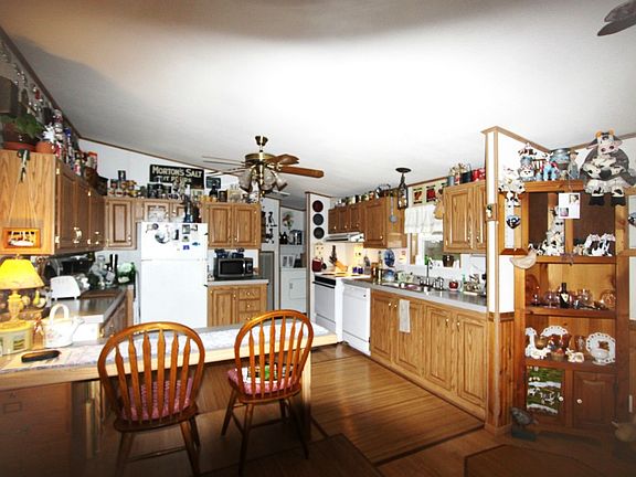 4th image of 10407 438th Street Ct E