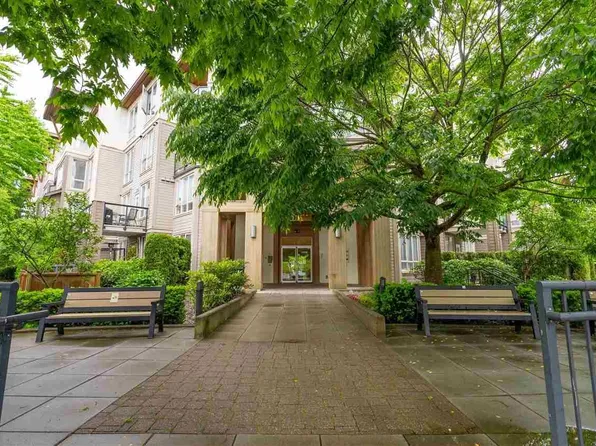 15988 26th Ave #319, Surrey, BC V3Z 5K3