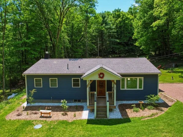 207 Camp Kiniya Road, Colchester, VT 05446