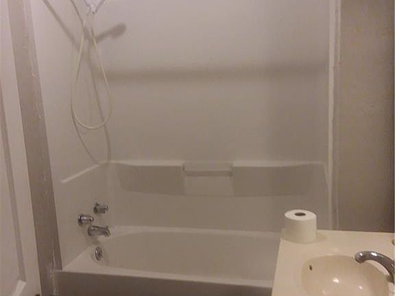 5th image of 1279 E 354th St