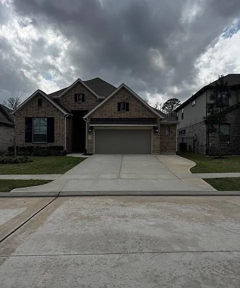 4594 Silver Moon Dr — Photo 1