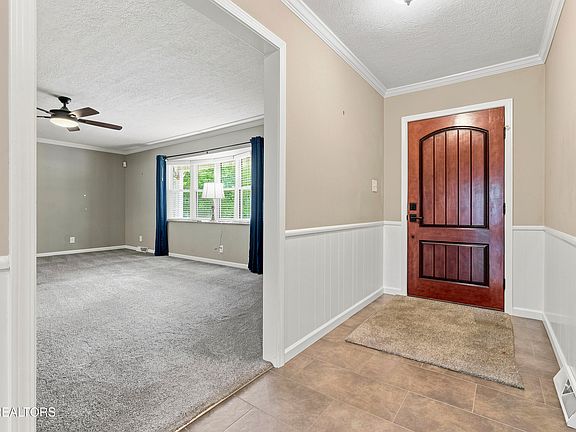 5th image of 11310 Sonja Dr