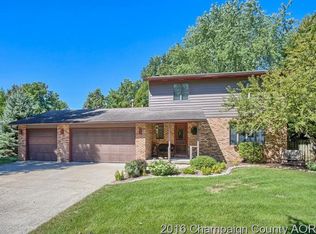 705 Craig Dr, Mahomet, IL 61853