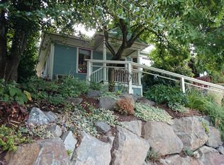 400 21st Ave E, Seattle, WA 98112