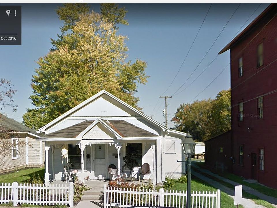 1st image of 213 E Main St