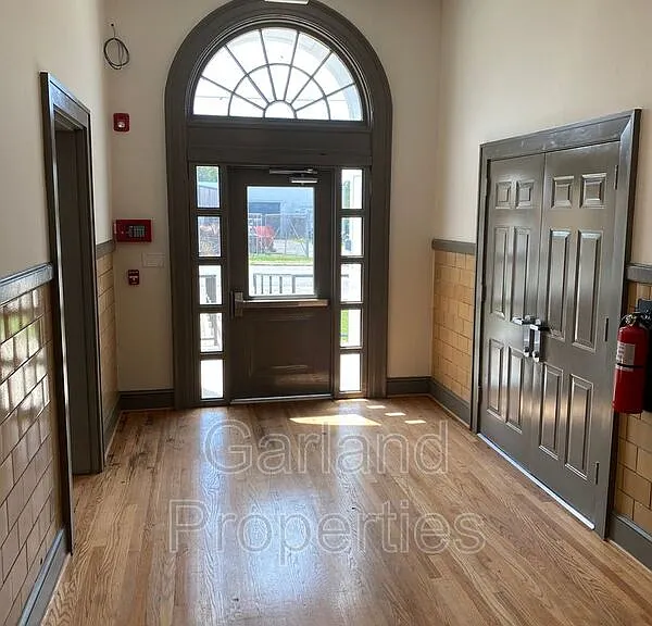 821 Salem Ave SW — Photo 2