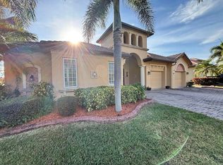 885 SW Grand Reserves Blvd, Port Saint Lucie, FL 34986