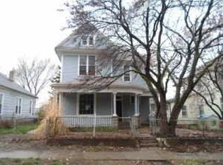 1402 S 17th St, Saint Joseph, MO 64507