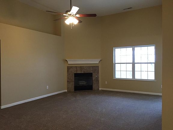 4th image of 9629 Woodsong Way