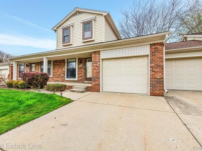 28049 Pine Tree Ln, Harrison Twp, MI, 48045