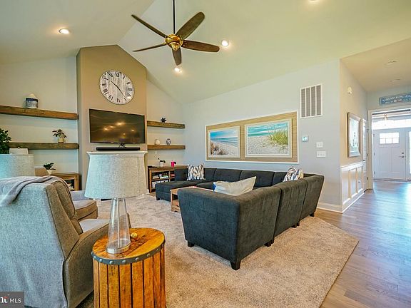 5th image of 19053 Frisco Way