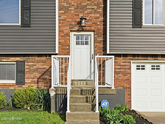 4th image of 1772 Holly Ct