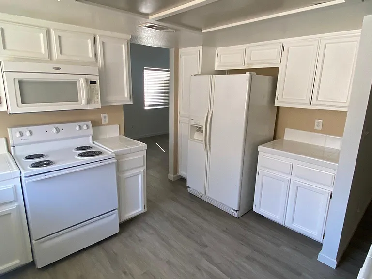 8208 Fawn St — Photo 11