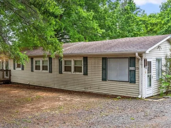 134 Shamu Dr, Reidsville, NC 27320