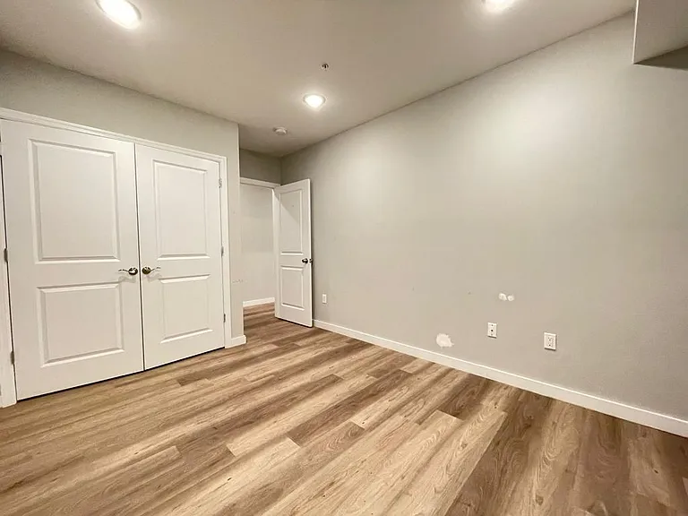 15 Arlington St #1 — Photo 12
