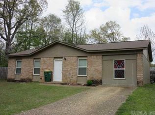 211 Willowmere Dr, Jacksonville, AR 72076