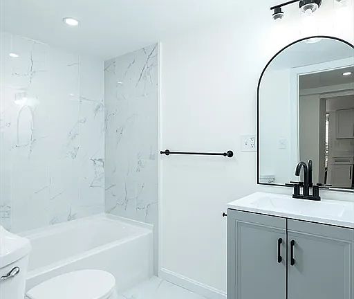 3rd image of 71 Henshaw St #1