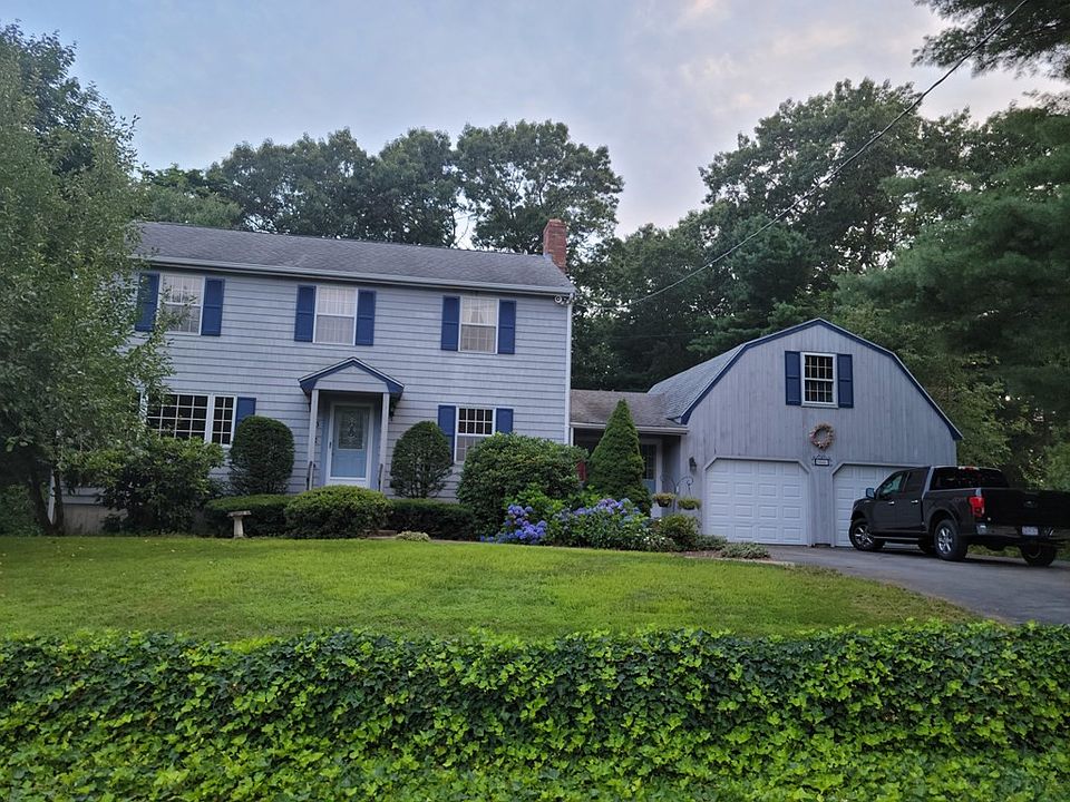 1st image of 15 Oak Hill Dr