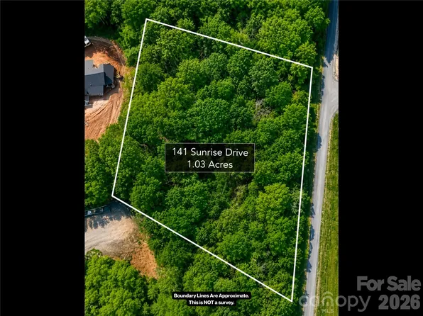 141 Sunrise Dr #14, Mars Hill, NC 28754