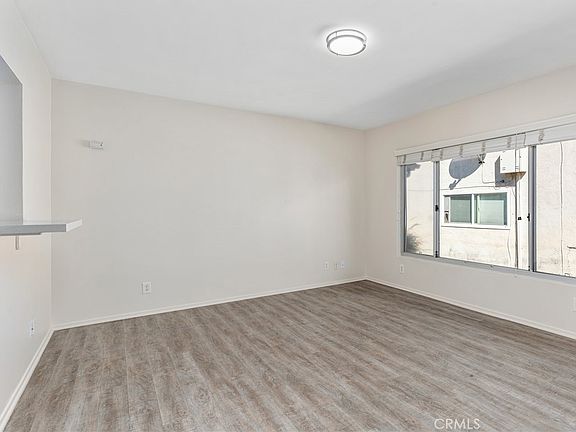 5th image of 140 Virginia St