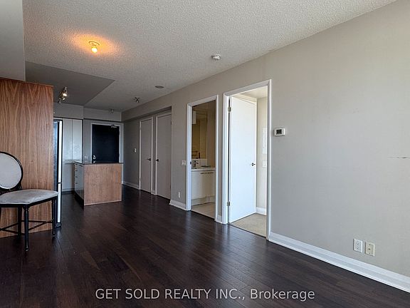 5th image of 5 Valhalla Inn Rd #2708