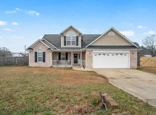 117 Sweet William Way, Raeford, NC 28376