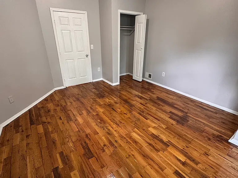 117 S 12th St #1 — Photo 11